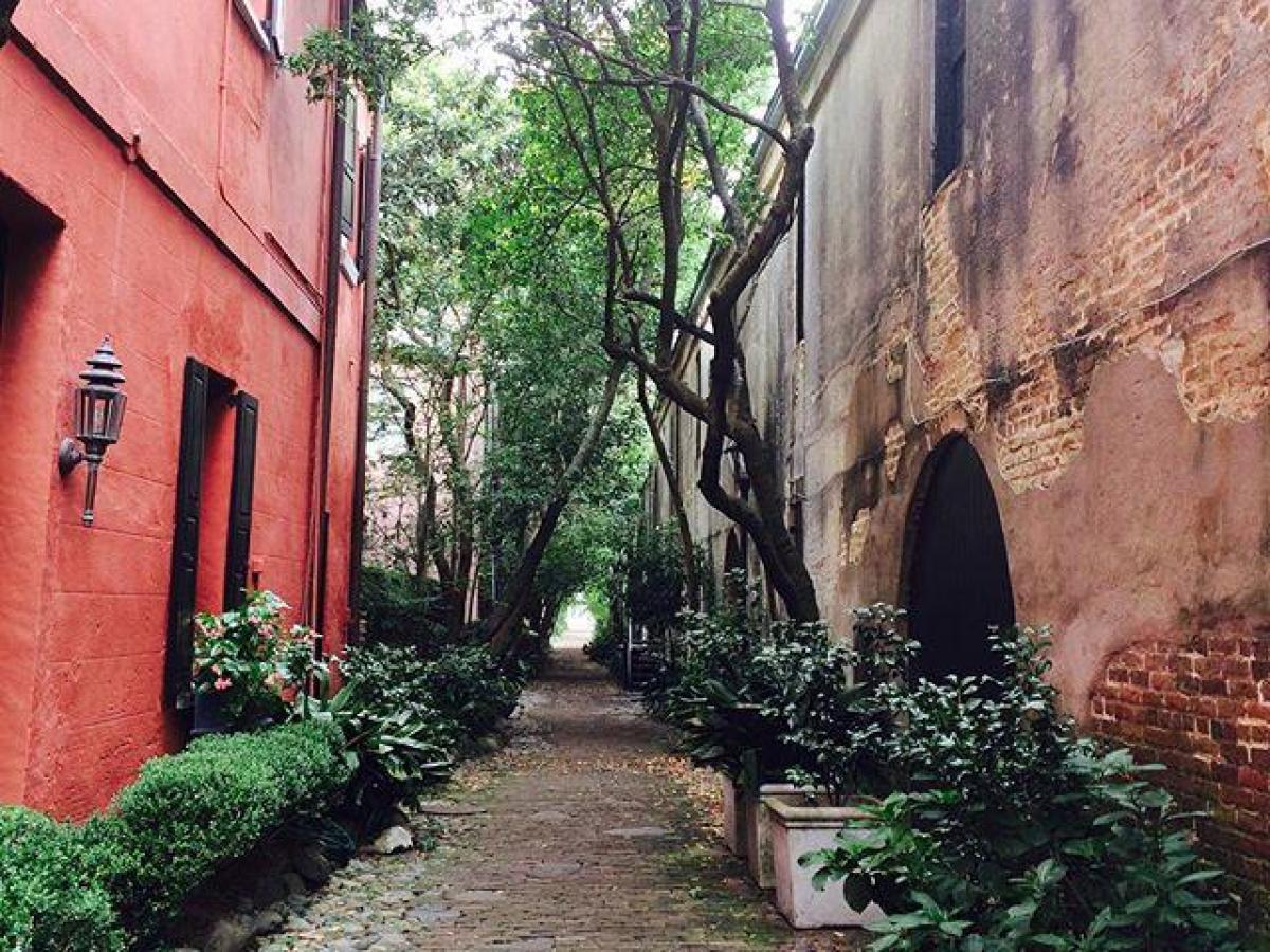 Charleston's Alleys and Hidden Passages Image 1